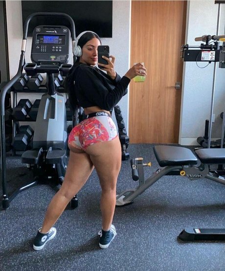 milf yoga onlyfans beautiful naked img