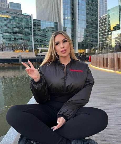 Lisa Amber sex star galleries