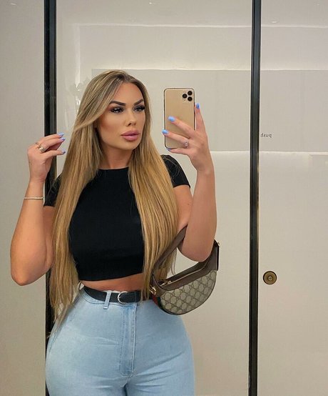 Lisa Amber model art images