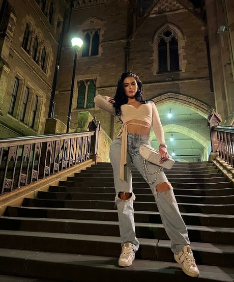 Eliza Inverno star nice pics