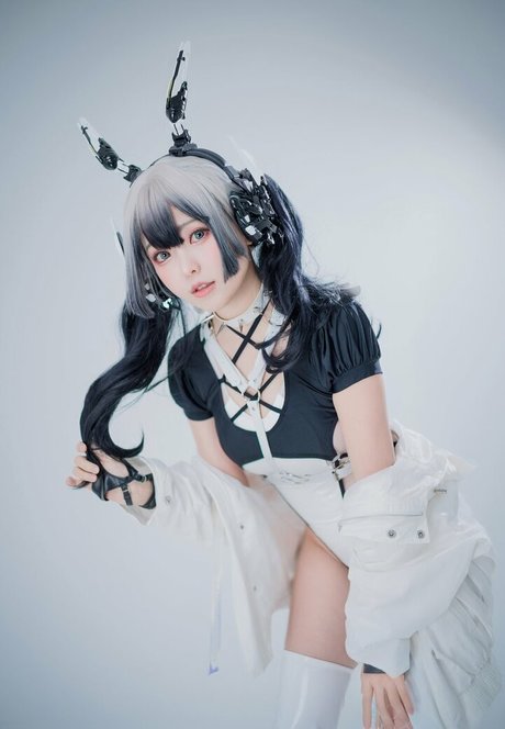 Ely Cosplay xxx model pic