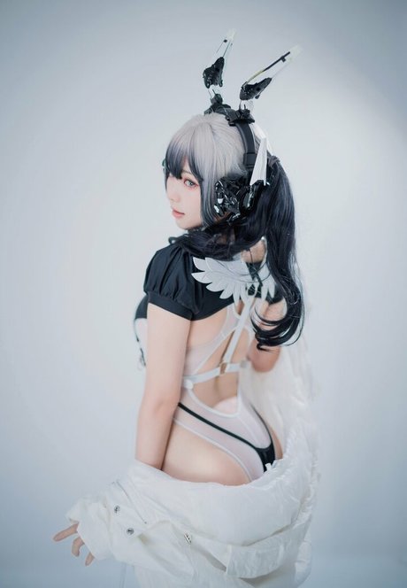 Ely Cosplay pornstar archive
