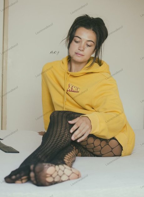 Lauren Walker model nude picture