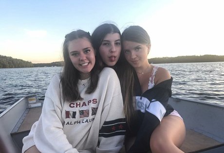 hairy teen pussy onlyfans hot naked images