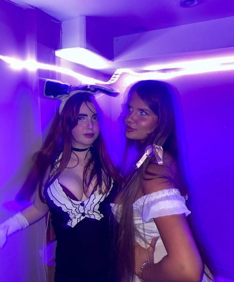 Elizabeth M art pornstar pictures