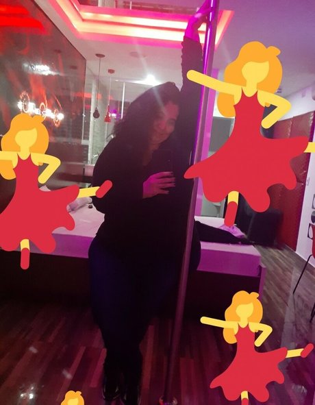 Paula Coelho star sexy pictures