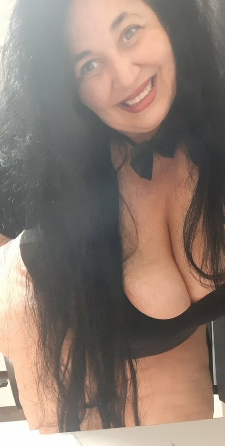 Paula Coelho nice star pic