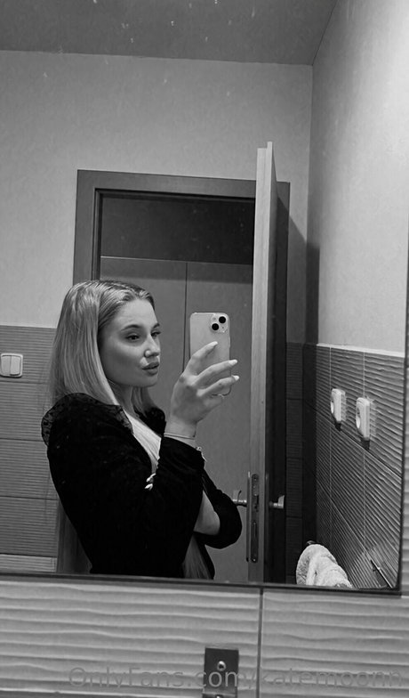 katemoonn best actress img