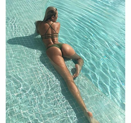 khloete art model archive