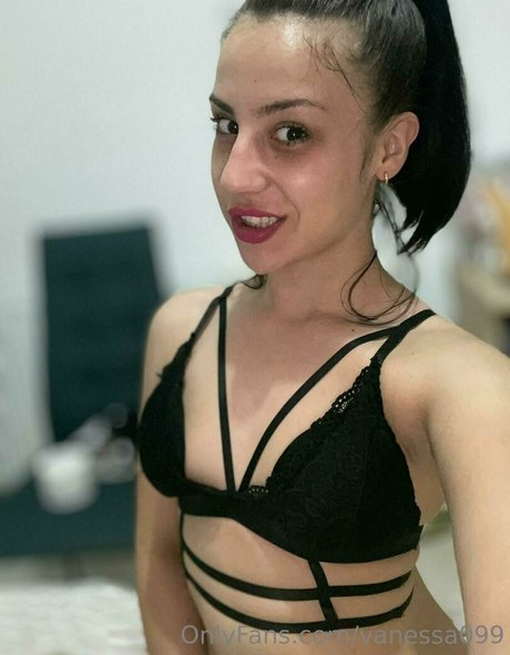 vanessa099 hot star archive