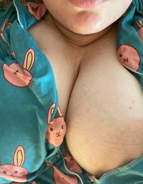 val acanthus model adult image