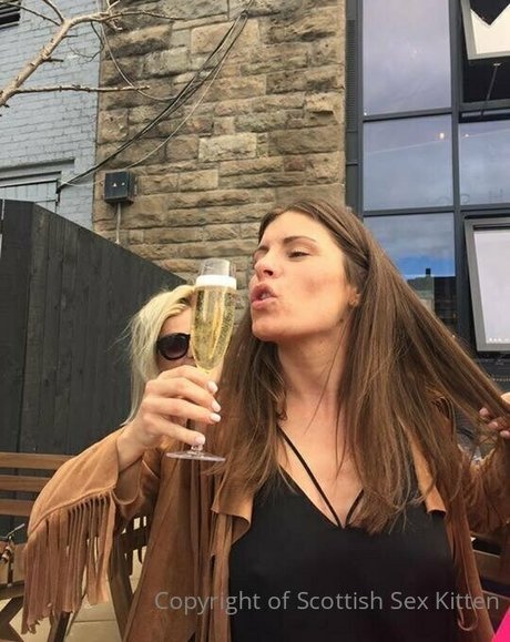 scottishsexkitten model naked image