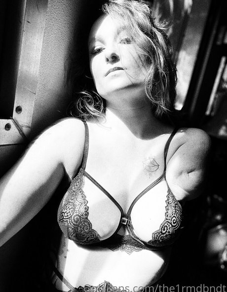 the1rmdbndt naked pornstar photos