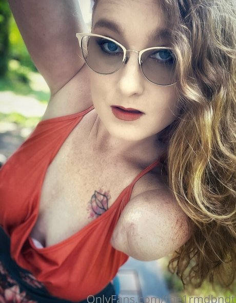 the1rmdbndt star naked pic