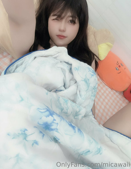 micachanfree star beautiful pic