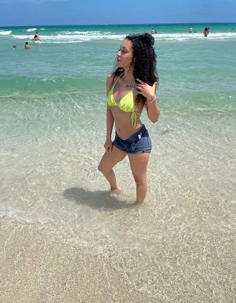 novatitsxxx model hd pictures