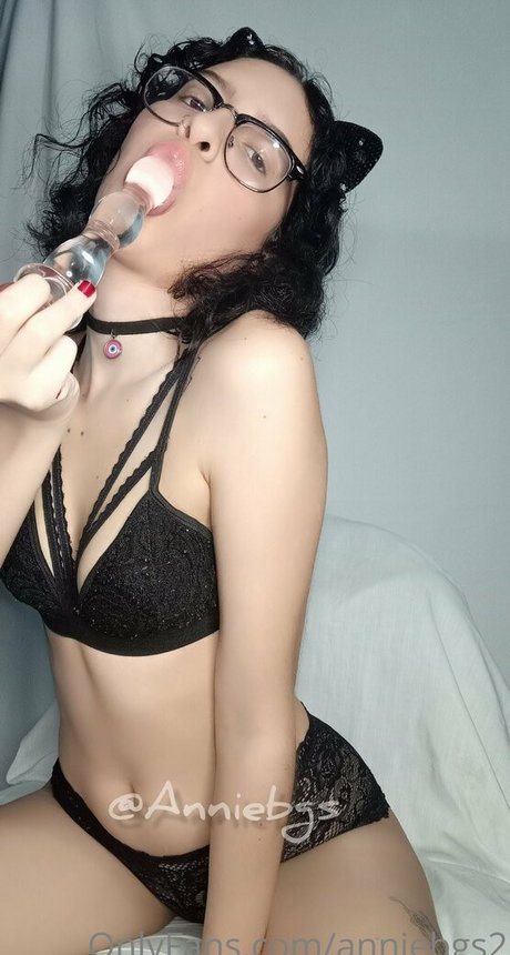 anniebgs2 star xxx galleries