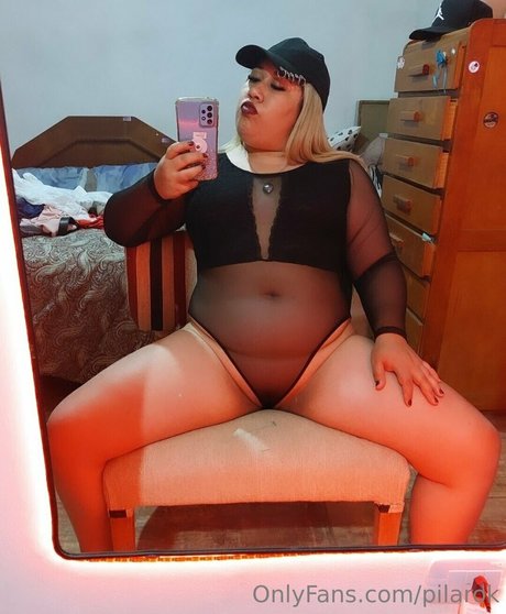 pilarok art model photos