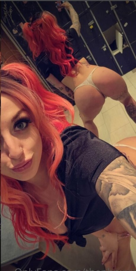 Thephnxxx model nice picture