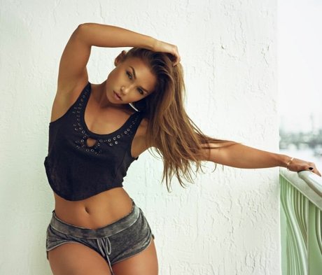 teen asian onlyfans naked pic