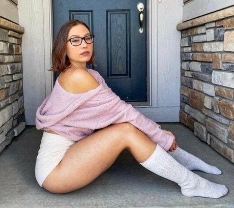 Nicole Mejia pornstar pretty img