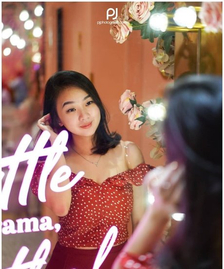 MonicaJeyincaNatasya pornstar beautiful archive