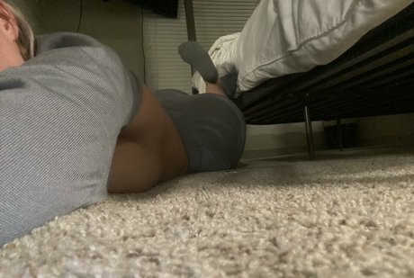 PinkCBJ pretty model pictures