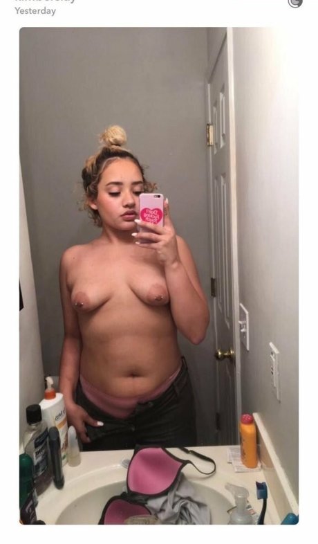 Kim Johannson nude model photos