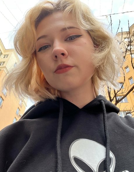 jenny shine model hot pic