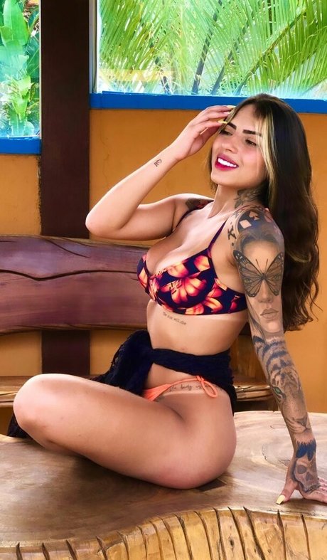 Kauane Siqueira pornstar sexy pics