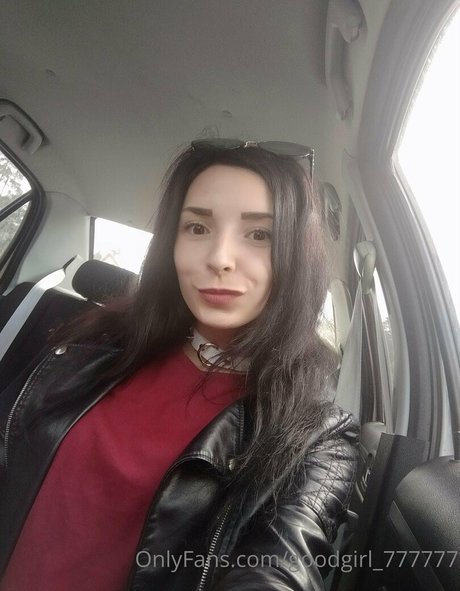 angelina crystal Profile photo