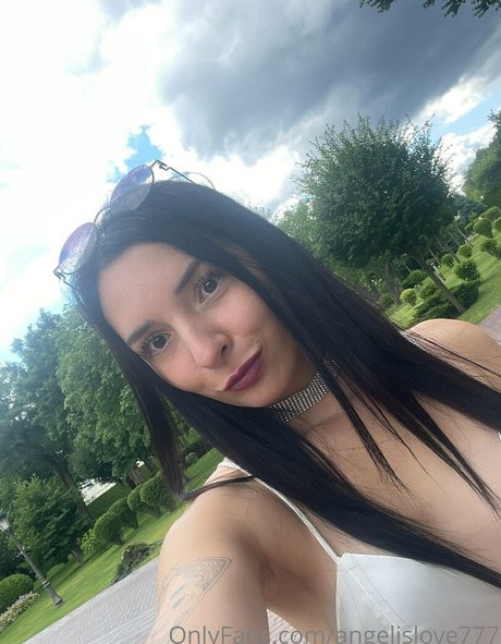 angelina crystal beautiful star pic