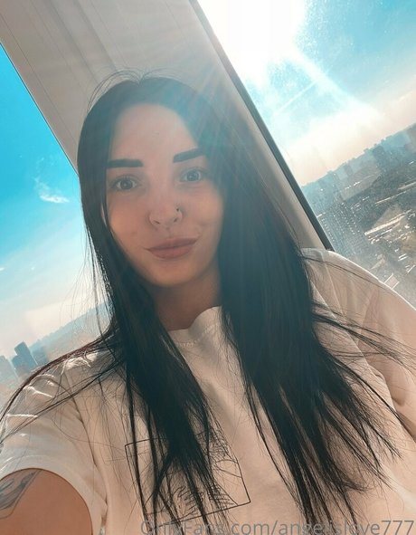 angelina crystal hd actress photos