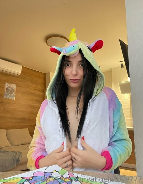 angelina crystal actress photos