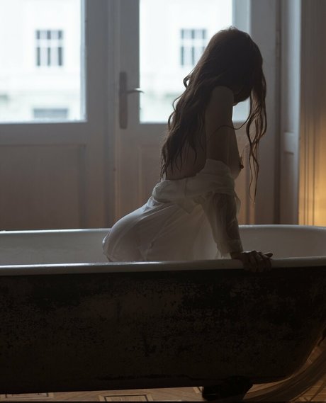 Sunny whale hot actress photos