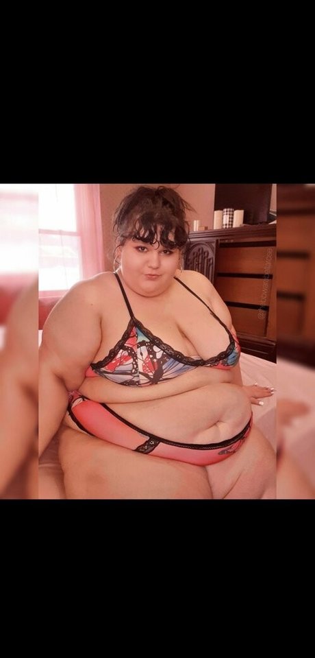 reefercheefer21 naked star picture