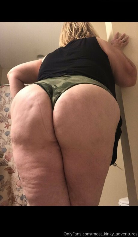 most kinky adventures top model gallery