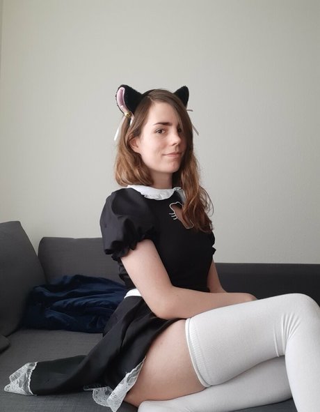 dovelark pretty pornstar picture