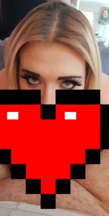 elliemartinxo model perfect pic