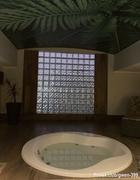 Gwen Stacy porn actress galleries