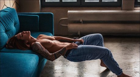 arab wife onlyfans top pictures