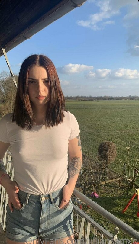 jilliansamxo pretty actress photos