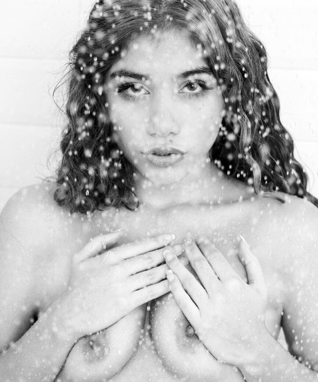 marinagoldxx xxx actress img