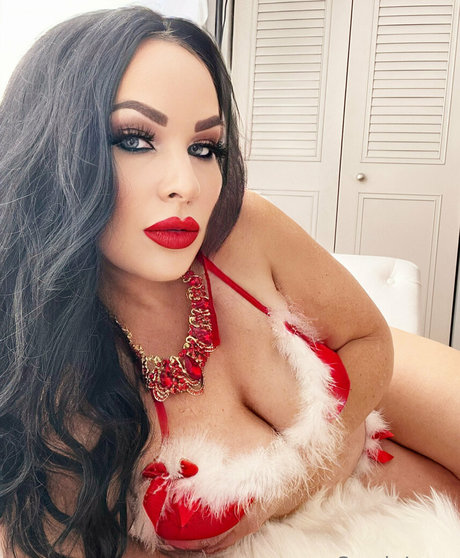 love misssarah basic nudes star pictures