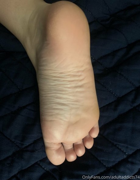 dripping wet pussy onlyfans erotic picture