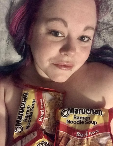 yourgalphronia xxx star pic