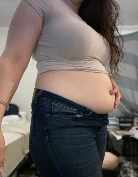 chunkyrose model xxx pictures