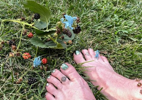 queenofvans exclusive model photo