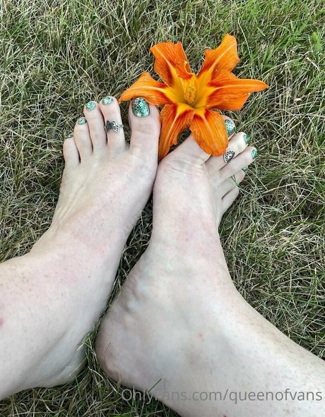 queenofvans best actress pictures