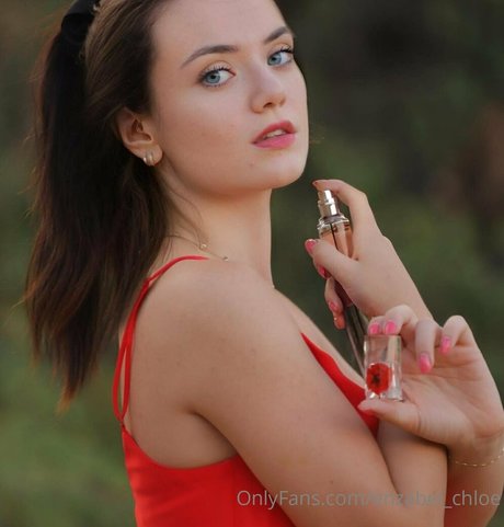 enzabel chloe high quality model images